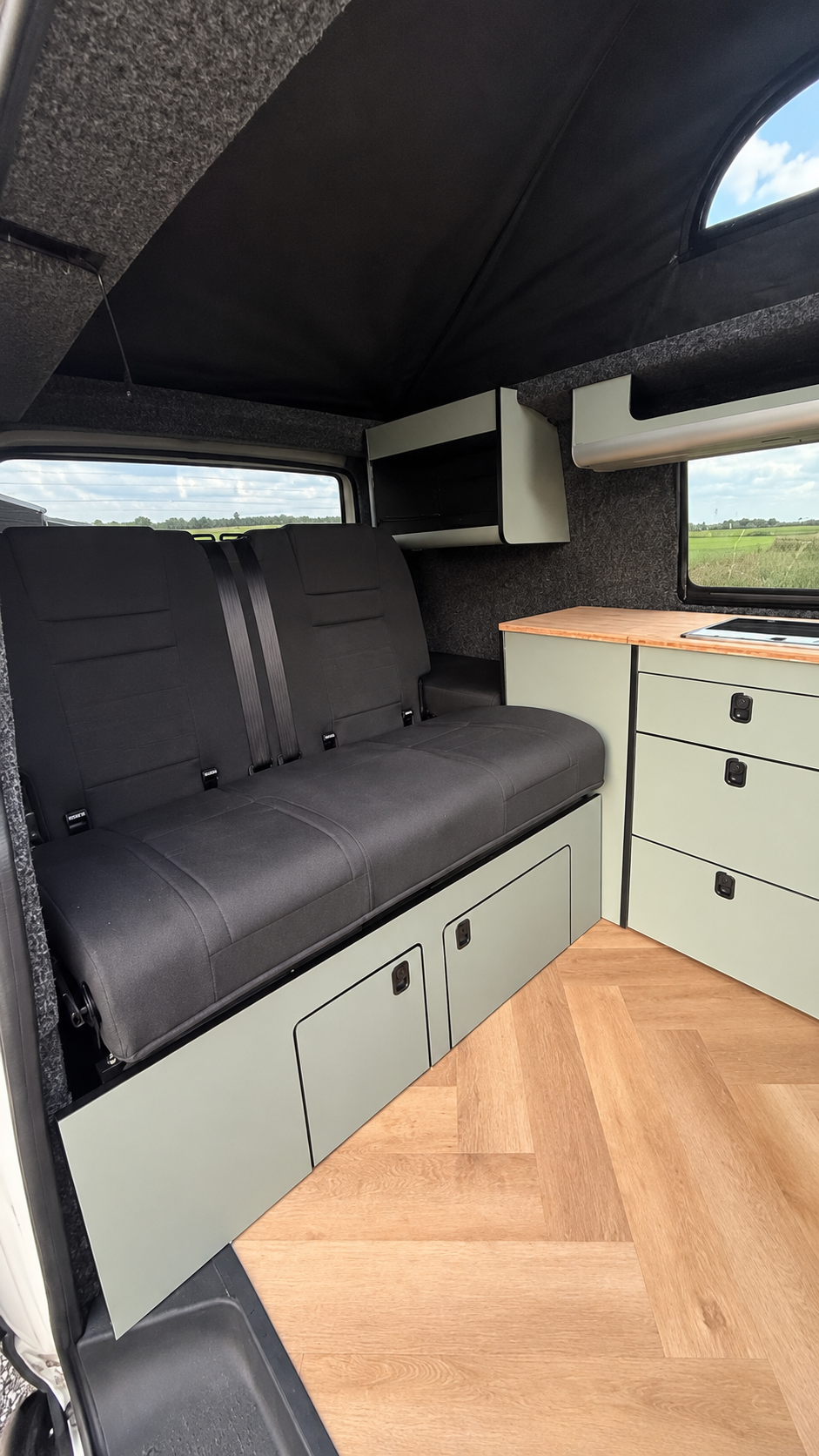 Interieur en slaapbank van Viggo
